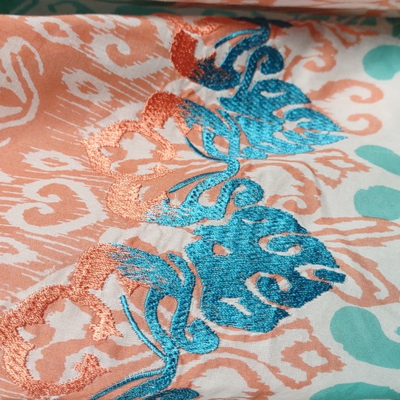 Chico's "Norah" Tunic - Picture 6 of 11